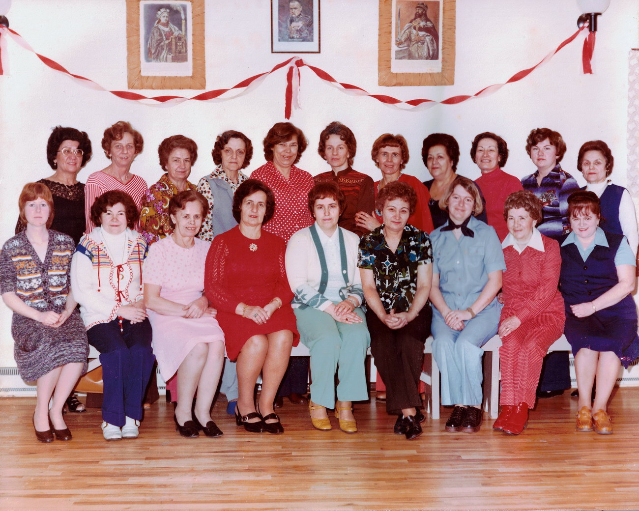 1977 - Ladies Circle, Barrie - Branch 43